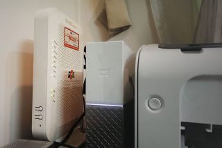 Khởi động lại (reboot) modem cáp quang FPT